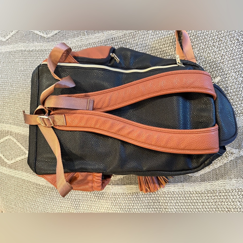 Itzy Ritzy Boss diaper bag - Picture 5 of 8